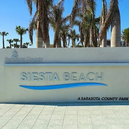 Modern, Fresh - Only 3 Miles To The Beach! Sarasota Exterior photo