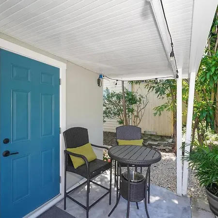 Modern, Fresh - Only 3 Miles To The Beach! Sarasota Exterior photo